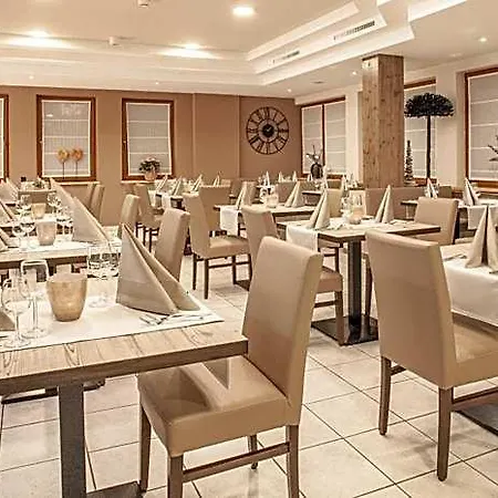 Montana Hotel 4*